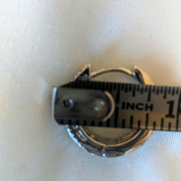 CZ BAGUETTE  Huggie Clip Earrings - Picture 8 of 10